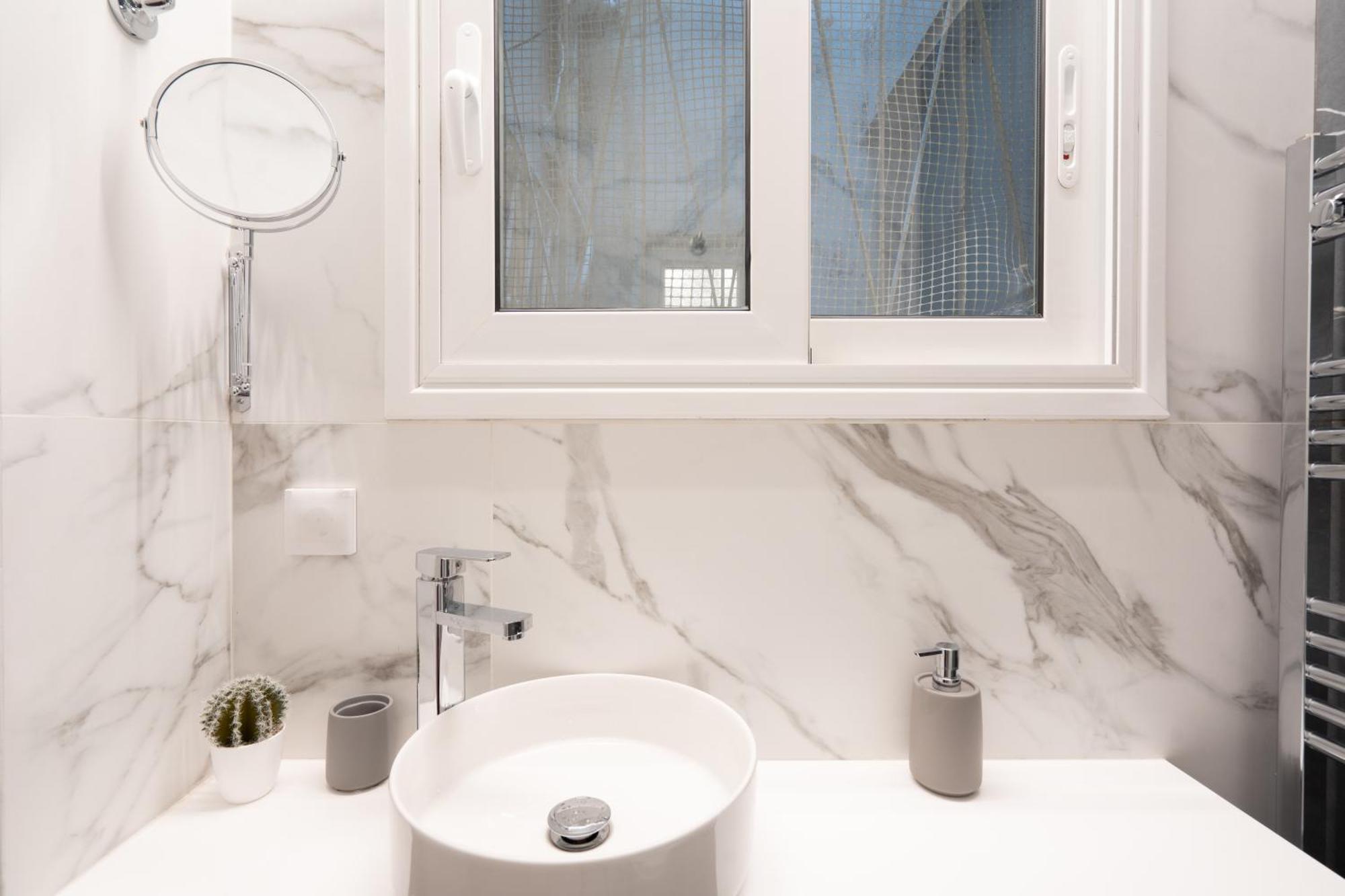 Exclusive And Deluxe Apartment In Athens City المظهر الخارجي الصورة